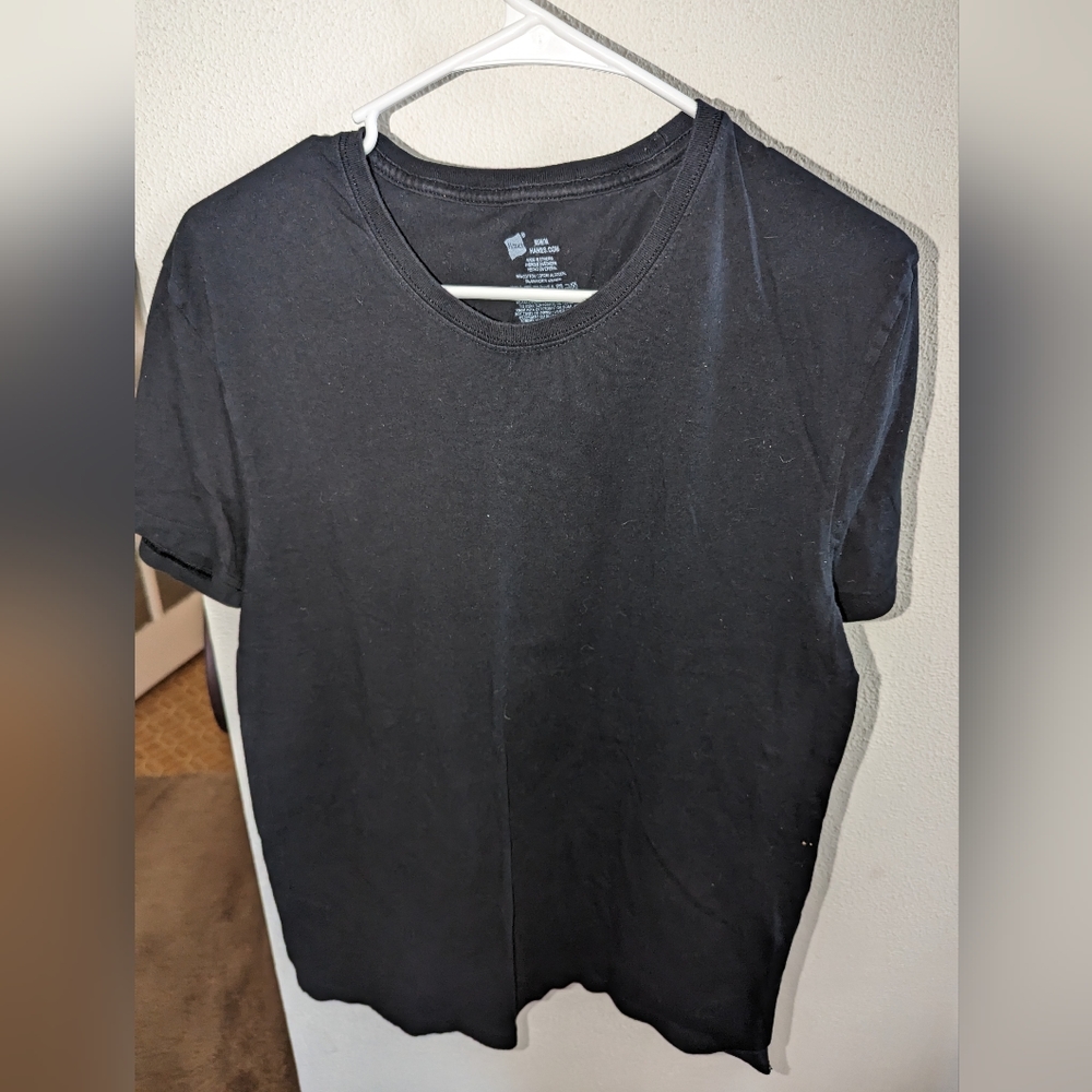 Medium Hanes Shirt